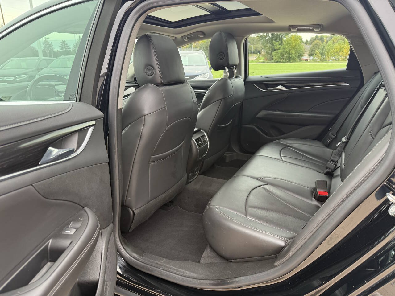 Used 2018 Buick LaCrosse Premium w/ Driver Confidence Package #2 AWD/4WD image 6