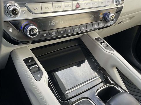 Used 2021 Kia Telluride SX w/ SX Prestige Package image 31