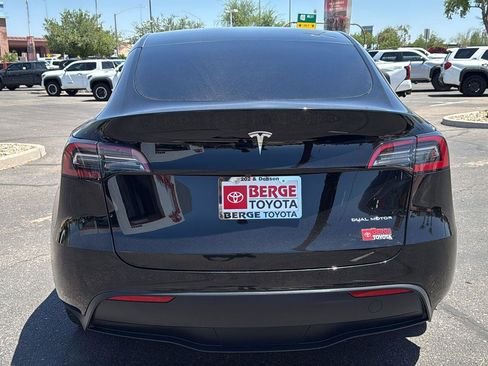 Used 2023 Tesla Model Y Long Range AWD/4WD image 7