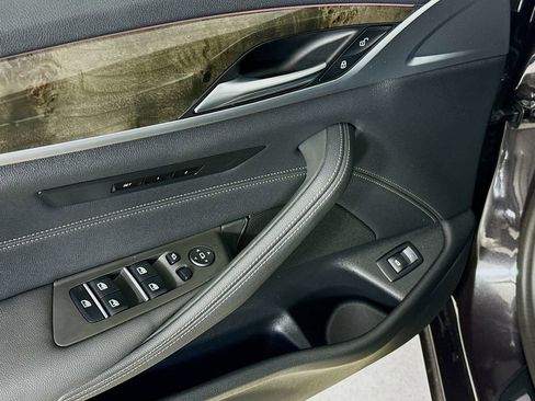 Used 2023 BMW 530i xDrive w/ Convenience Package image 20