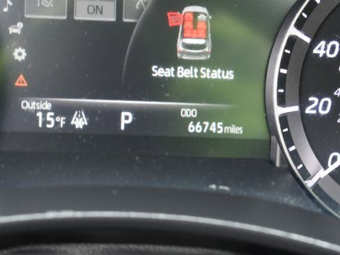 Certified 2021 Toyota Highlander Platinum image 34