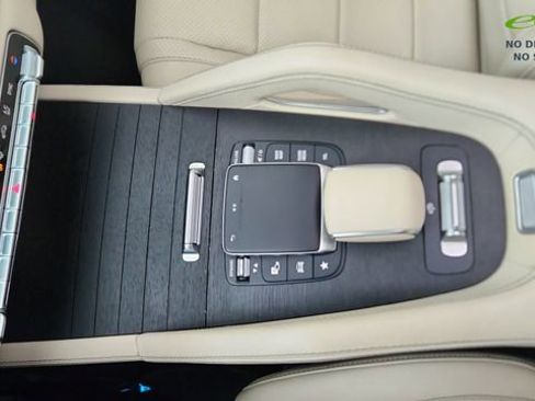 Used 2022 Mercedes-Benz GLS 450 4MATIC image 60