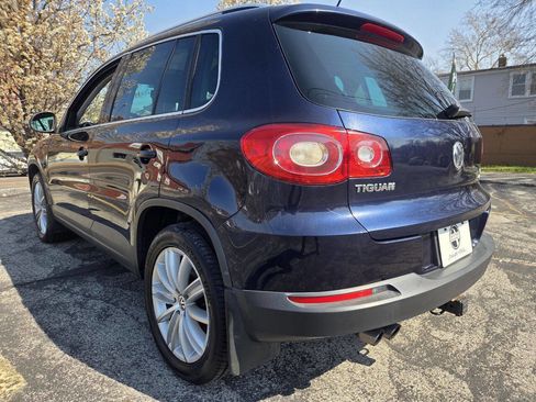 Used 2011 Volkswagen Tiguan SE image 7