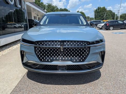 Certified 2026 Lincoln Nautilus Premier AWD/4WD image 11