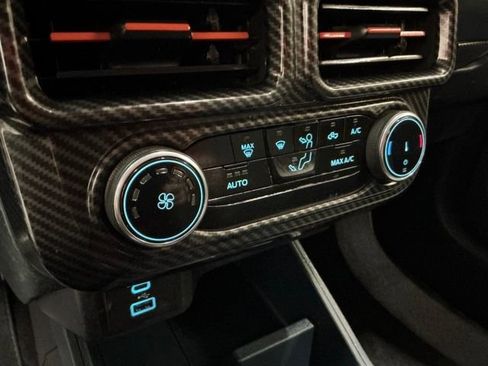 Used 2023 Ford Maverick XLT image 22