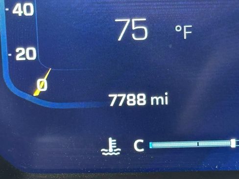 Used 2026 Chevrolet Silverado 2500 LT AWD/4WD image 6