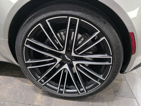 Used 2025 Aston Martin DB12 Convertible image 4