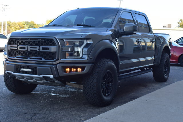 Used 2018 Ford F150 Raptor w/ Equipment Group 802A Luxury AWD/4WD image 16