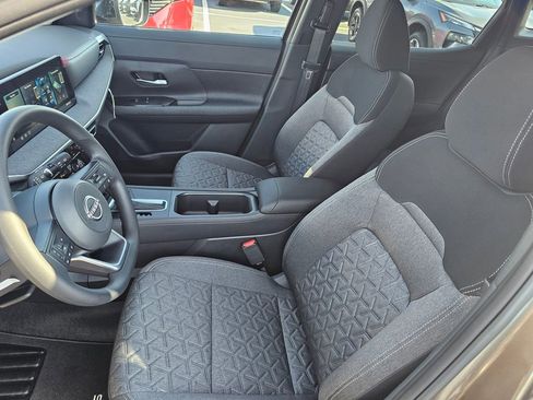 New 2026 Nissan Kicks SV w/ SV Premium Package image 13