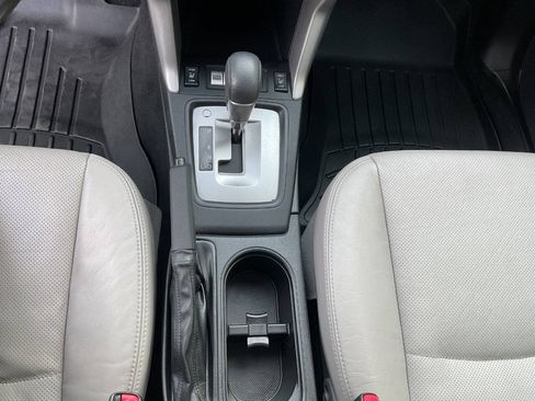 Used 2014 Subaru Forester 2.5i Touring AWD/4WD image 23