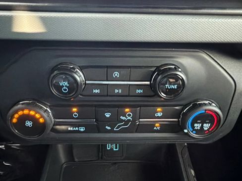 Used 2022 Ford Bronco 4-Door AWD/4WD image 33