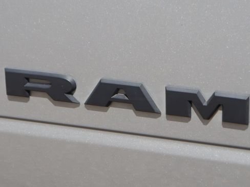 Used 2022 RAM 2500 Laramie w/ Night Edition AWD/4WD image 50