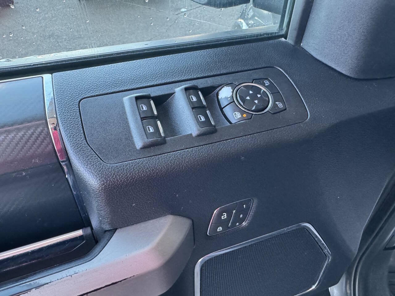 Used 2019 Ford F150 Lariat AWD/4WD image 5