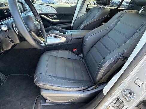Used 2026 Mercedes-Benz GLS 450 4MATIC image 18