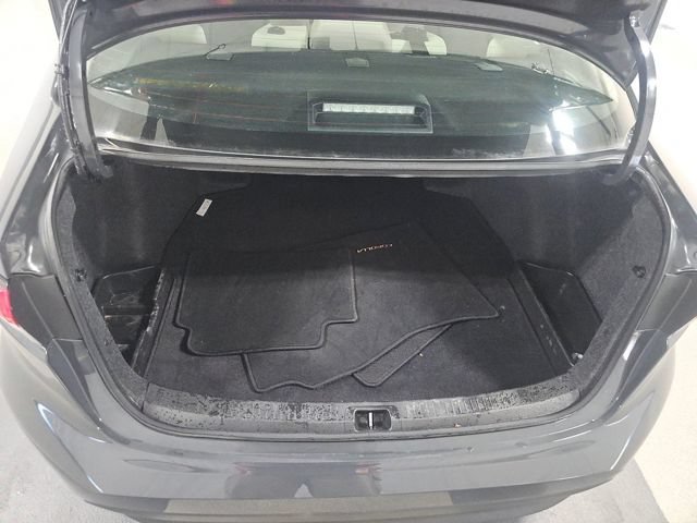 Used 2026 Toyota Corolla LE FWD image 13