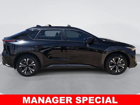 Used 2024 Toyota bZ4X AWD w/ Weather Package image 2