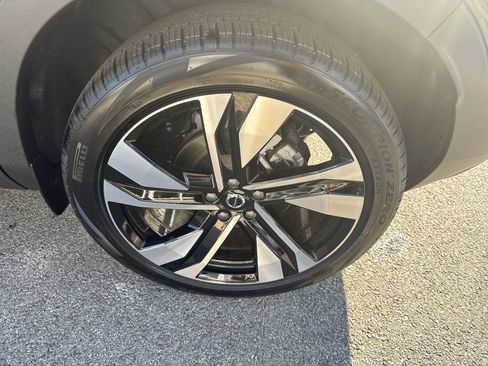 New 2026 Volvo XC40 B5 Ultra w/ Climate Package image 32