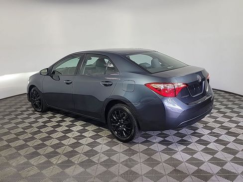 Used 2019 Toyota Corolla LE w/ Carpet Mat Package (TMS) FWD image 9