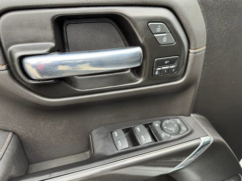 Used 2022 GMC Sierra 1500 AT4 w/ AT4 Preferred Package AWD/4WD image 43