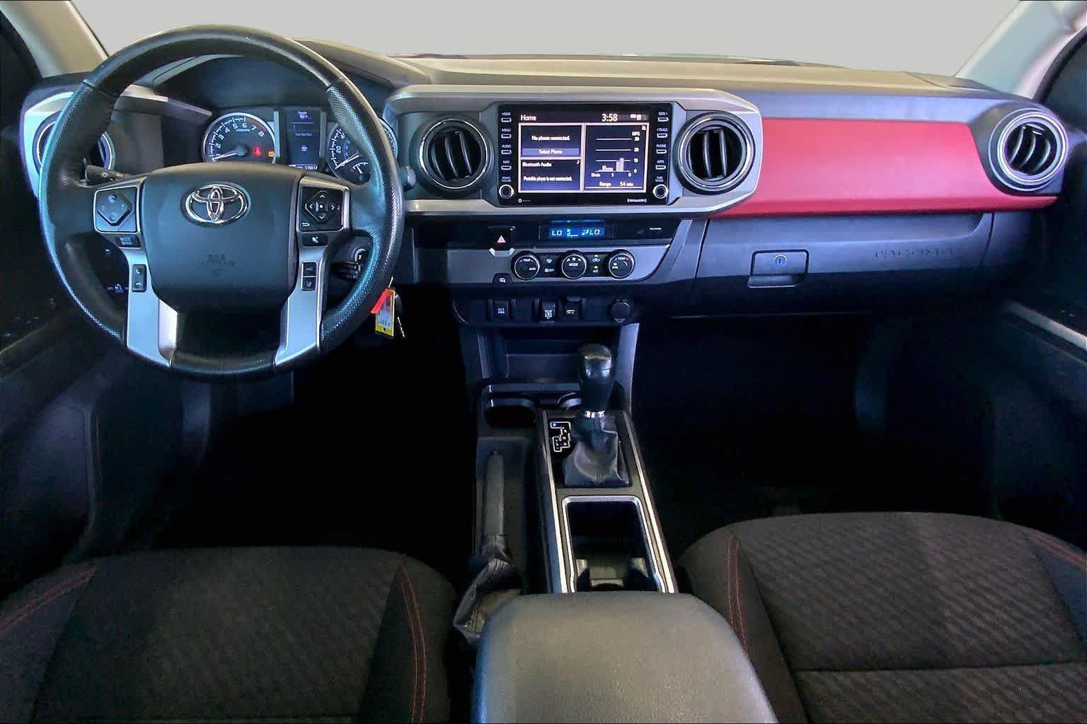 Used 2021 Toyota Tacoma SR5 RWD image 15