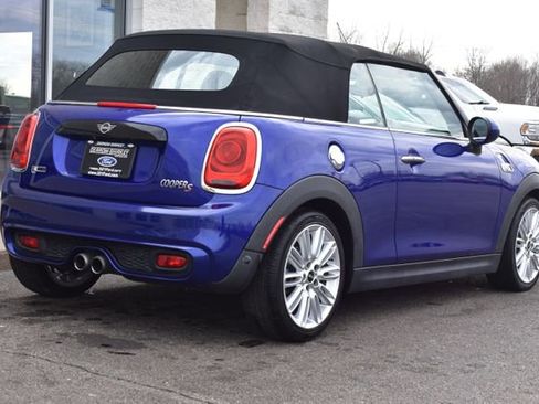 Used 2019 MINI Cooper S w/ Signature Upholstery Package FWD image 15