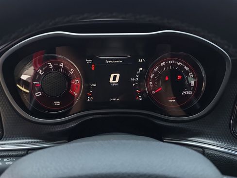 Used 2016 Dodge Challenger SRT Hellcat image 11