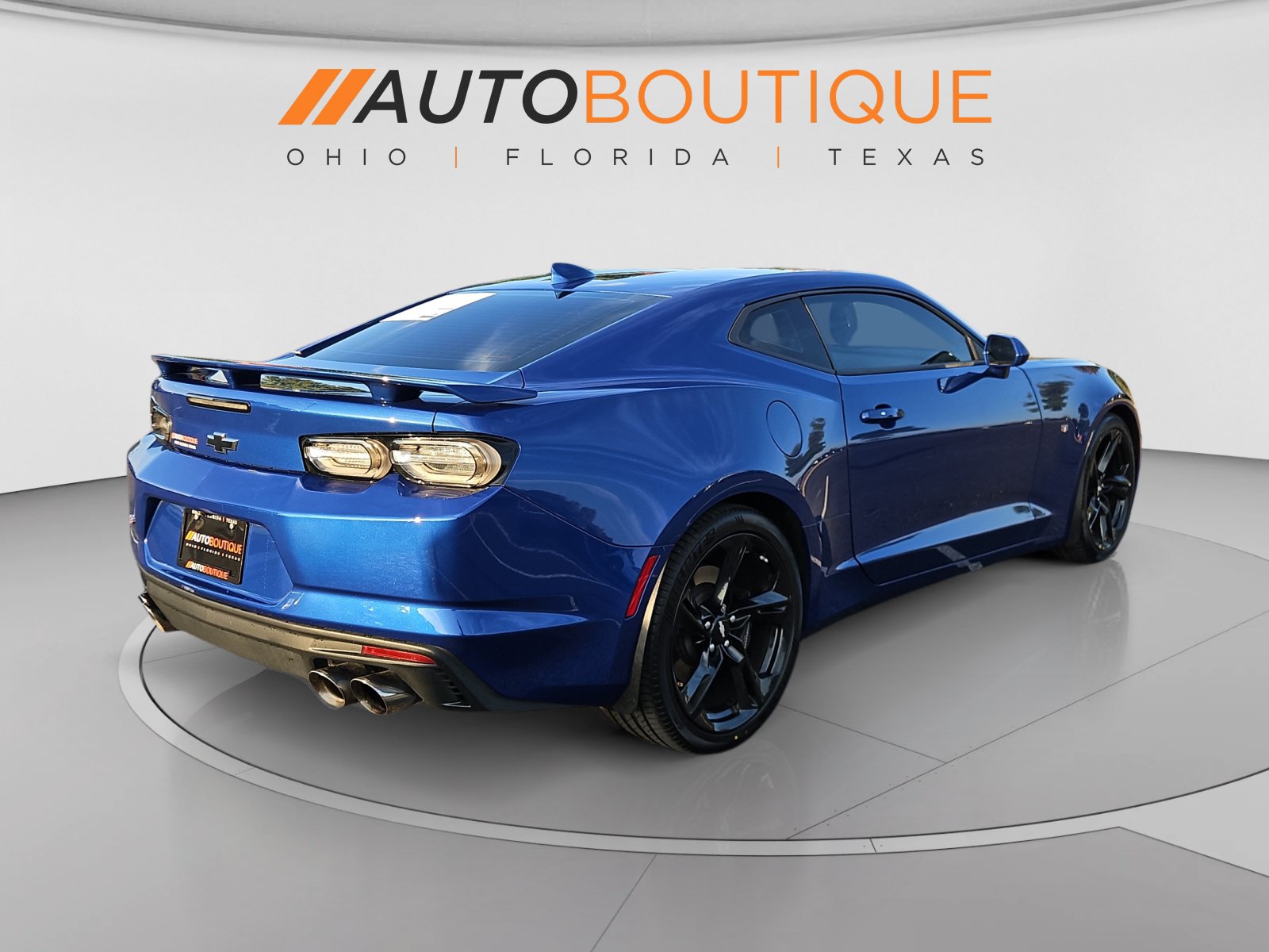 Used 2019 Chevrolet Camaro SS RWD image 5