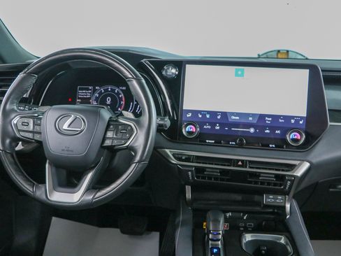Used 2024 Lexus RX 350 Premium w/ Convenience Package FWD image 17