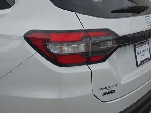 New 2025 Honda Pilot Black Edition image 33