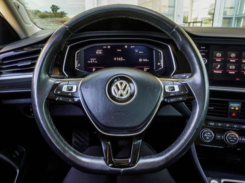 Used 2020 Volkswagen Jetta SEL FWD image 28