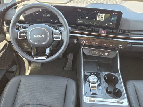 Used 2026 Kia Carnival SX Prestige FWD image 24