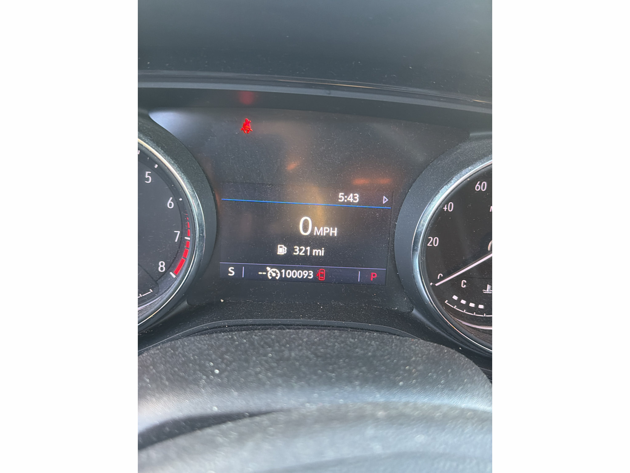 Used 2020 Buick Encore GX Preferred w/ Cold Weather Comfort Package FWD image 5