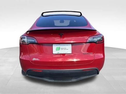 Used 2023 Tesla Model Y Performance AWD/4WD image 8