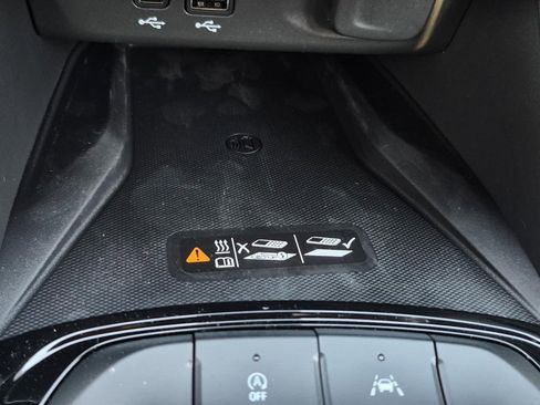 New 2026 Buick Envista Sport Touring w/ Convenience I Package FWD image 20