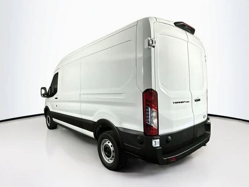 New 2026 Ford Transit 250 148 Medium Roof RWD image 4