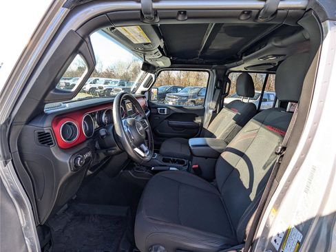 Used 2018 Jeep Wrangler Unlimited Rubicon image 15