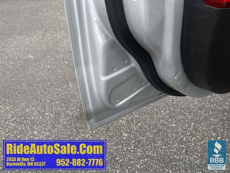 Used 2013 Ford Focus SE w/ SE Winter Pkg FWD image 33