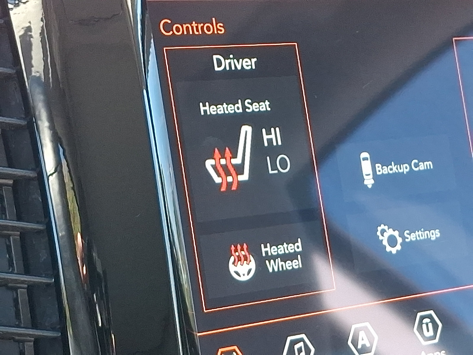 Certified 2020 Jeep Cherokee Limited AWD/4WD image 26