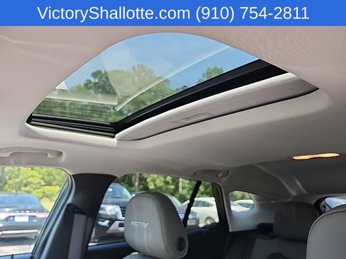 Used 2026 Chevrolet Trax ACTIV w/ Sunroof Package FWD image 7