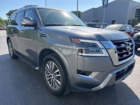 Used 2023 Nissan Armada SL w/ Cargo Package image 4