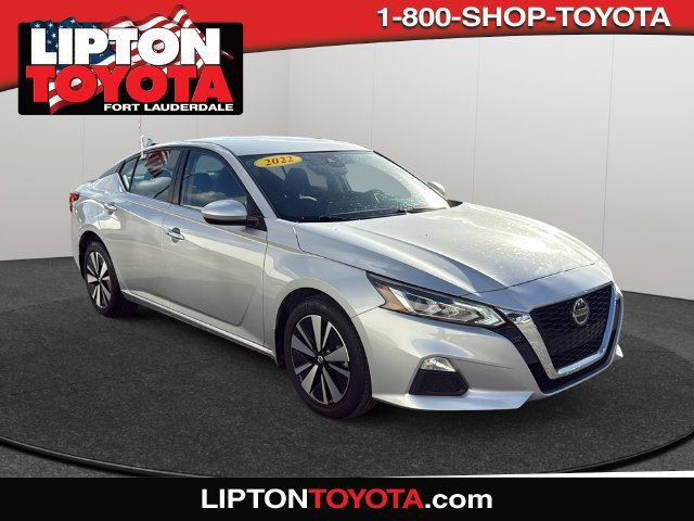 Used 2022 Nissan Altima 2.5 SV AWD/4WD image 1