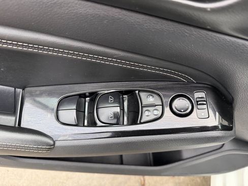 Used 2020 Nissan Altima 2.5 SV image 10