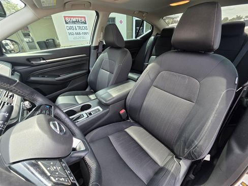 Used 2019 Nissan Altima 2.5 SV FWD image 22