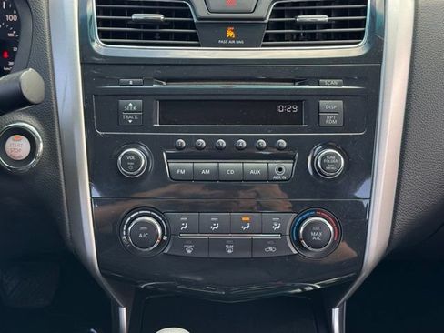 Used 2013 Nissan Altima 2.5 S FWD image 3