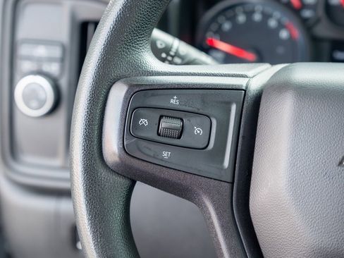 Used 2021 Chevrolet Silverado 1500 Custom image 11