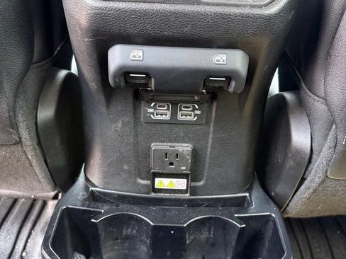 Used 2021 Jeep Wrangler Unlimited Rubicon 4xe w/ Dual Top Group AWD/4WD image 18