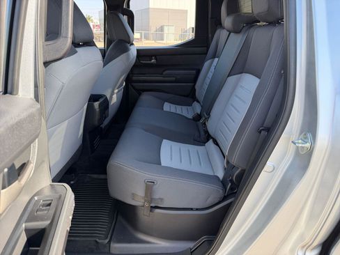 Used 2024 Toyota Tacoma TRD Sport w/ TRD Sport Upgrade Package image 18