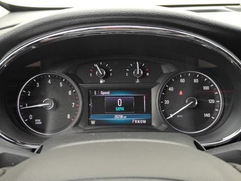 Used 2021 Buick Encore Preferred FWD image 34