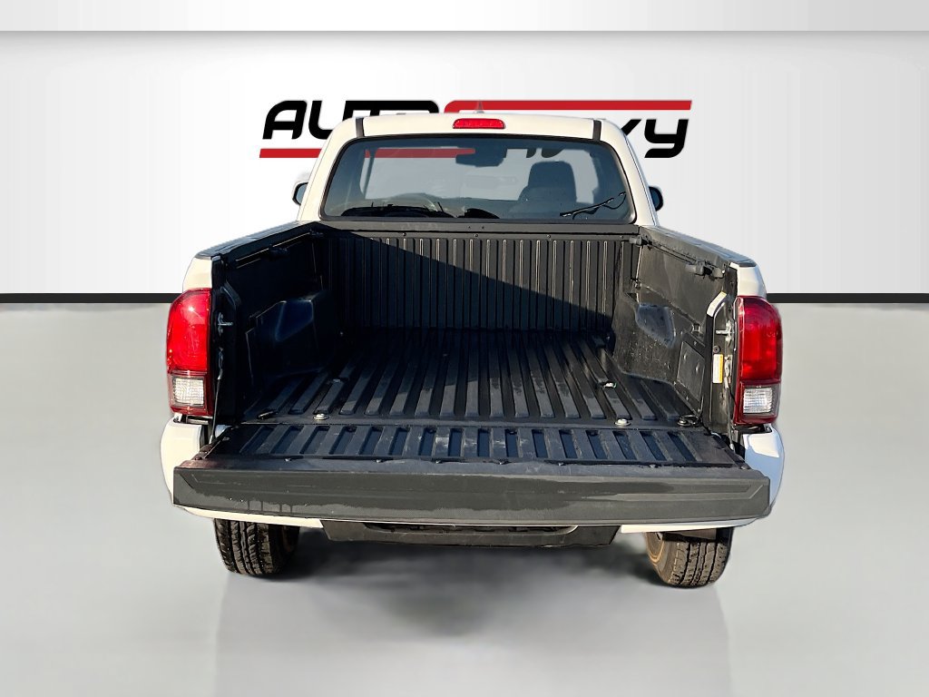 Used 2023 Toyota Tacoma SR AWD/4WD image 24