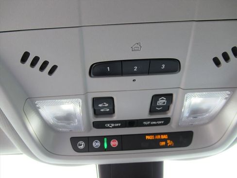 Used 2021 GMC Terrain SLT w/ Infotainment Package II FWD image 26